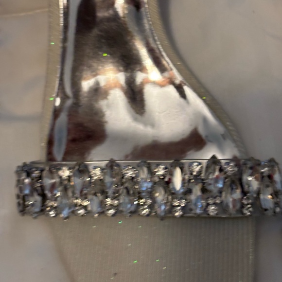 Badgley Mischka silver Ankle Strap Heels - Picture 5 of 6